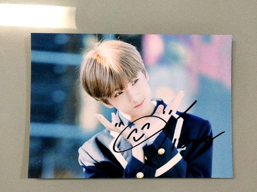 Amazon.co.jp: チソン直筆サイン入り2Lサイズ写真…NCT…Jisung